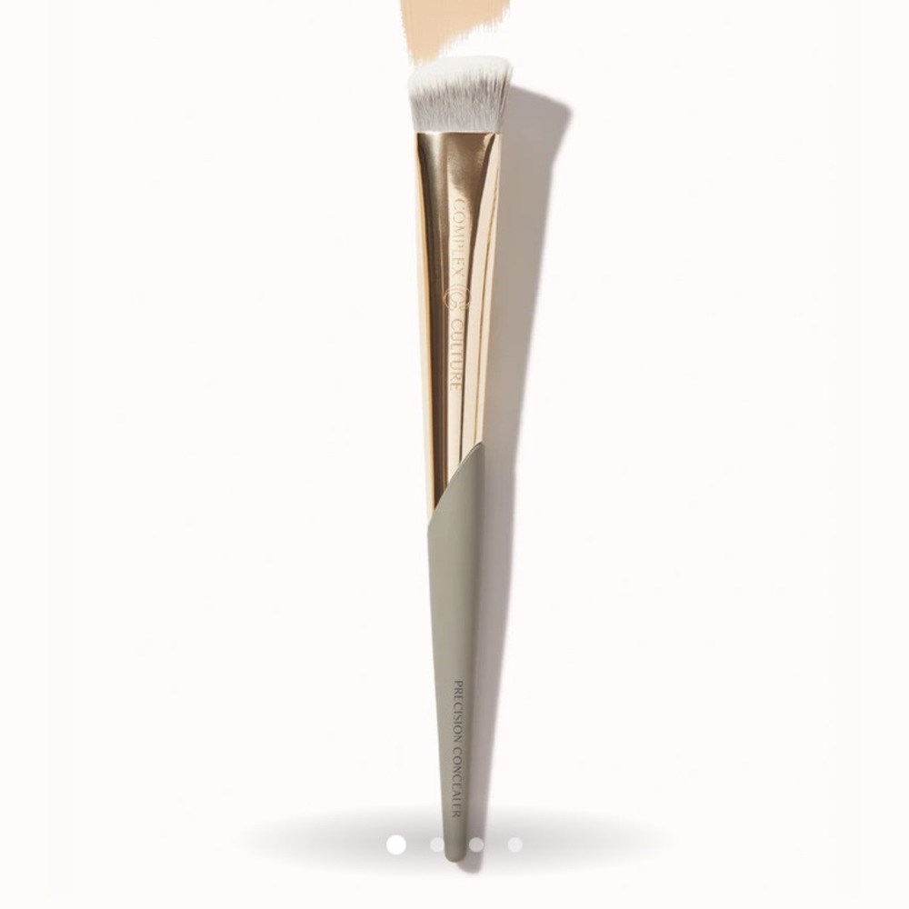 Complex Couture Precision Concealer brush